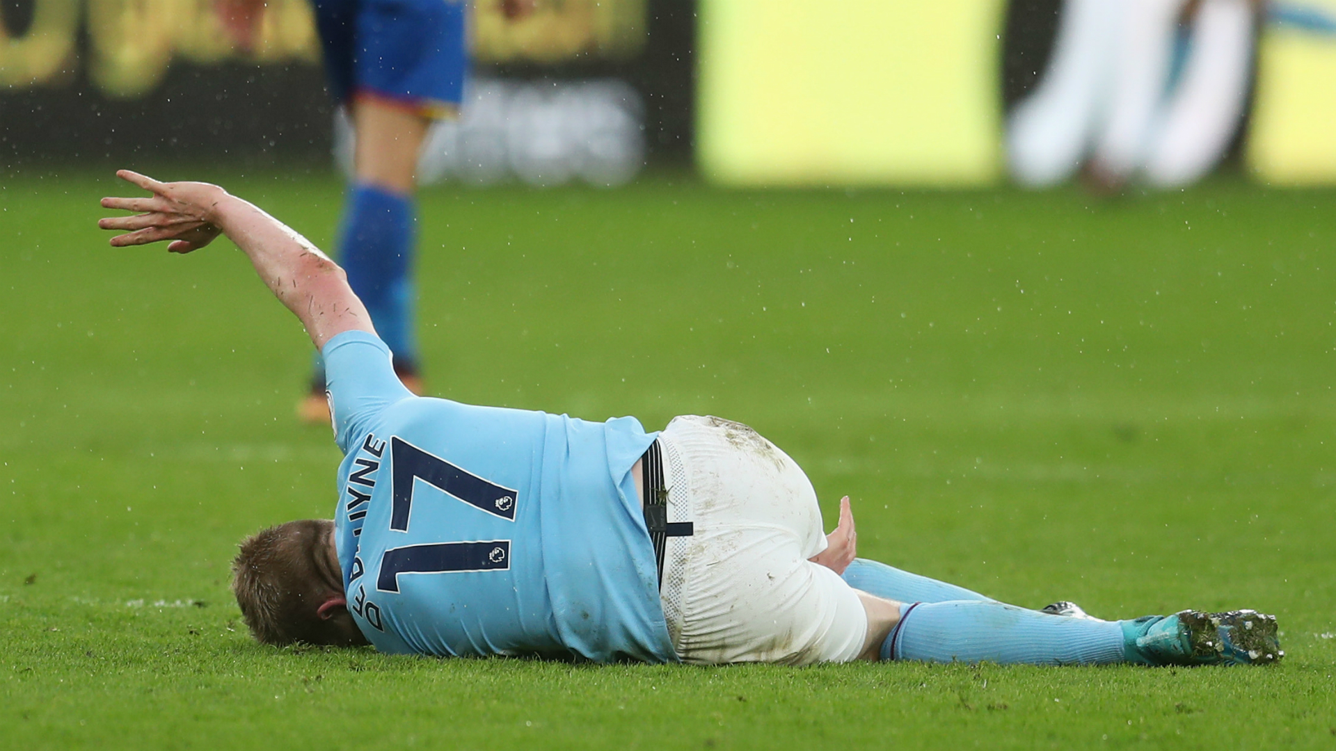 Kevin De Bruyne Injury How The Manchester City Star Could Be Back In Two Months Rather Than Three Goal Com