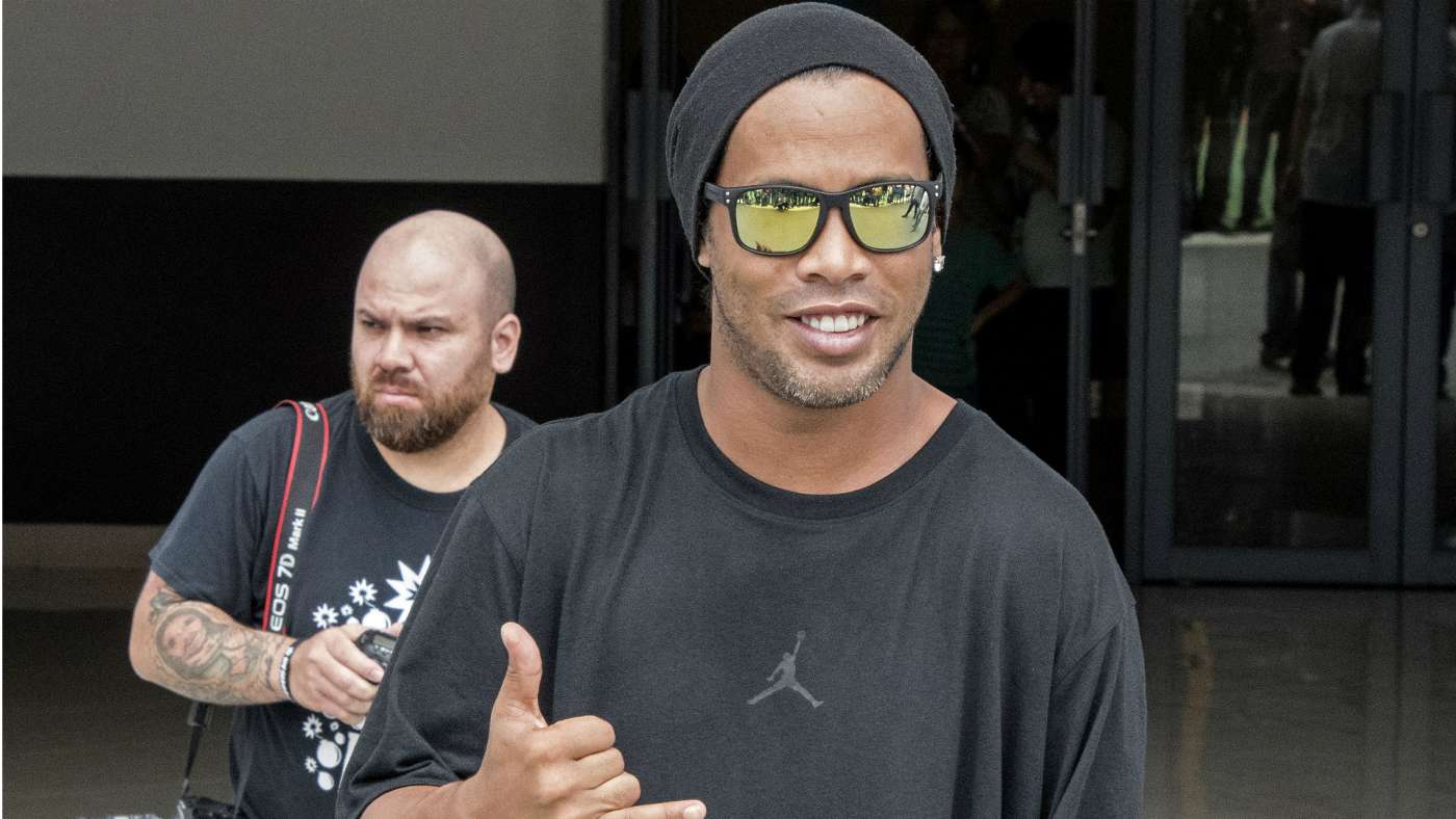 What is Ronaldinho's net worth and how much does the Brazilian star