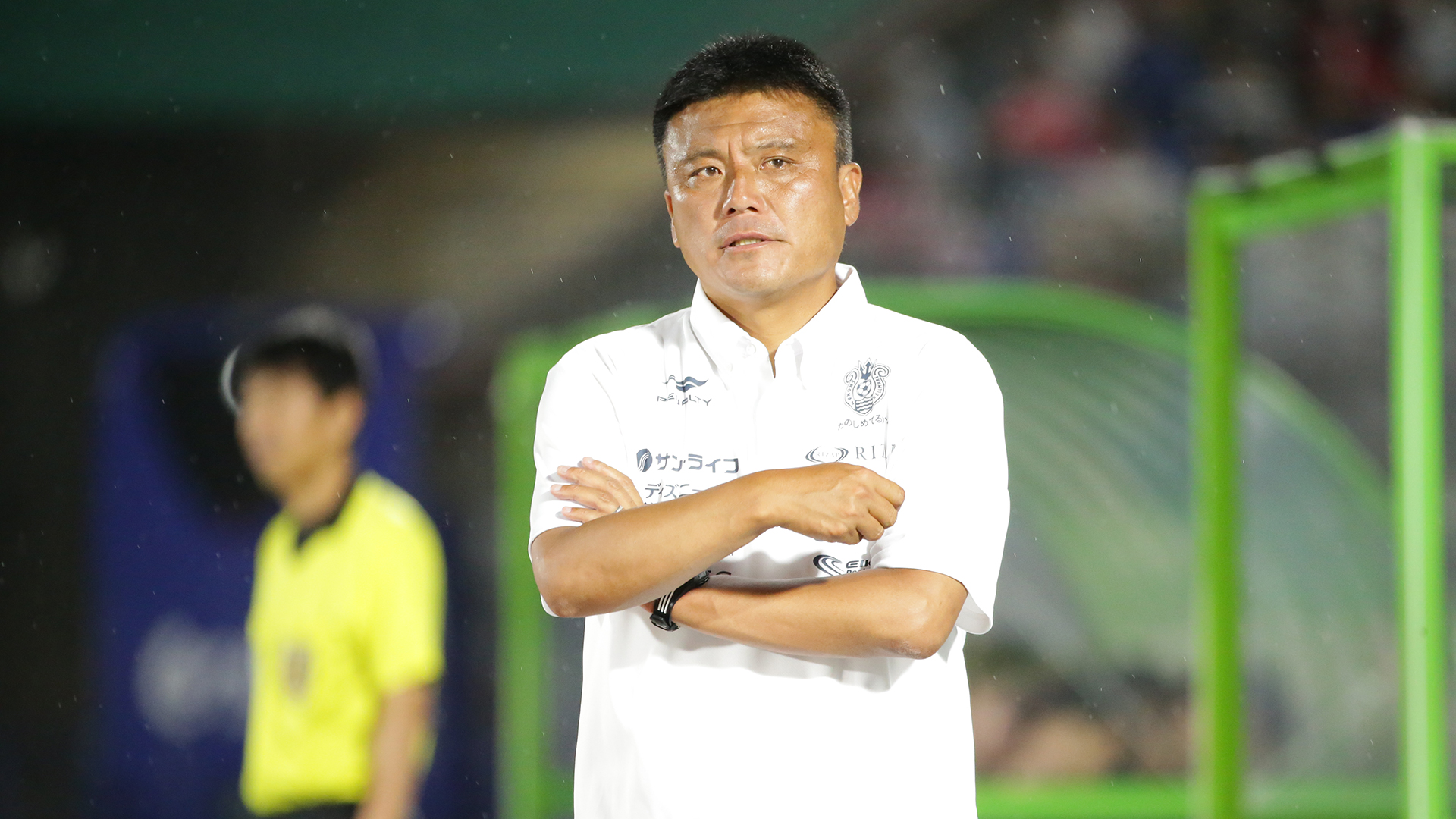 パワハラ報道から試合日まで 湘南の一週間 指揮官 選手 フロント サポーターは何を思うか Goal Com