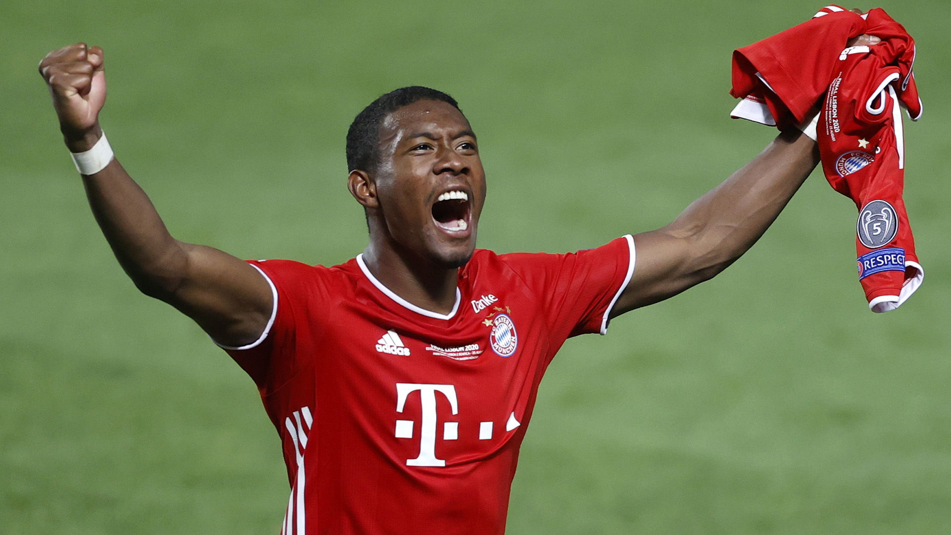 He Forgets Who Lewandowski S Agent Is Alaba S Agent Strikes Back At Bayern In Contract Stand Off Goal Com