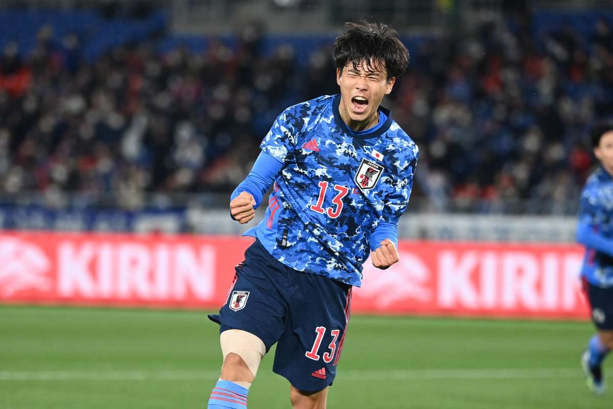日本代表 山根視来がデビュー戦で初ゴール 韓国相手に早々先制 Goal Com