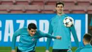 Alvaro Morata Thibaut Courtois Chelsea 2017-18