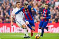 messi and ronaldo real madrid barcalona GettyImages 2242017