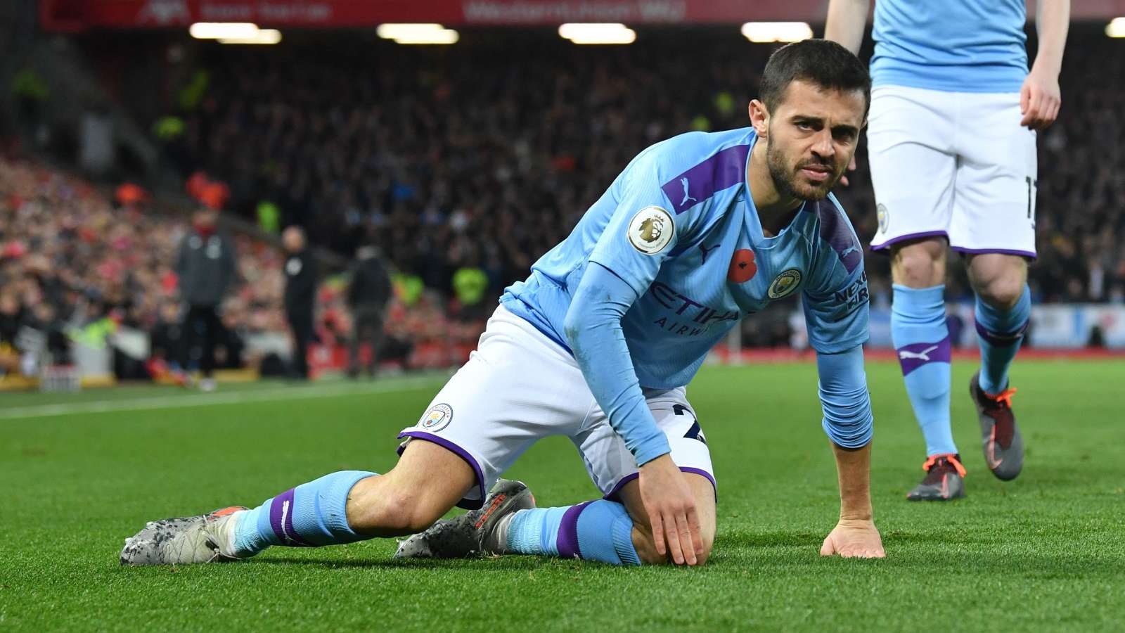 Tweet polêmico de Bernardo Silva rende gancho e multa ao jogador | Goal.com