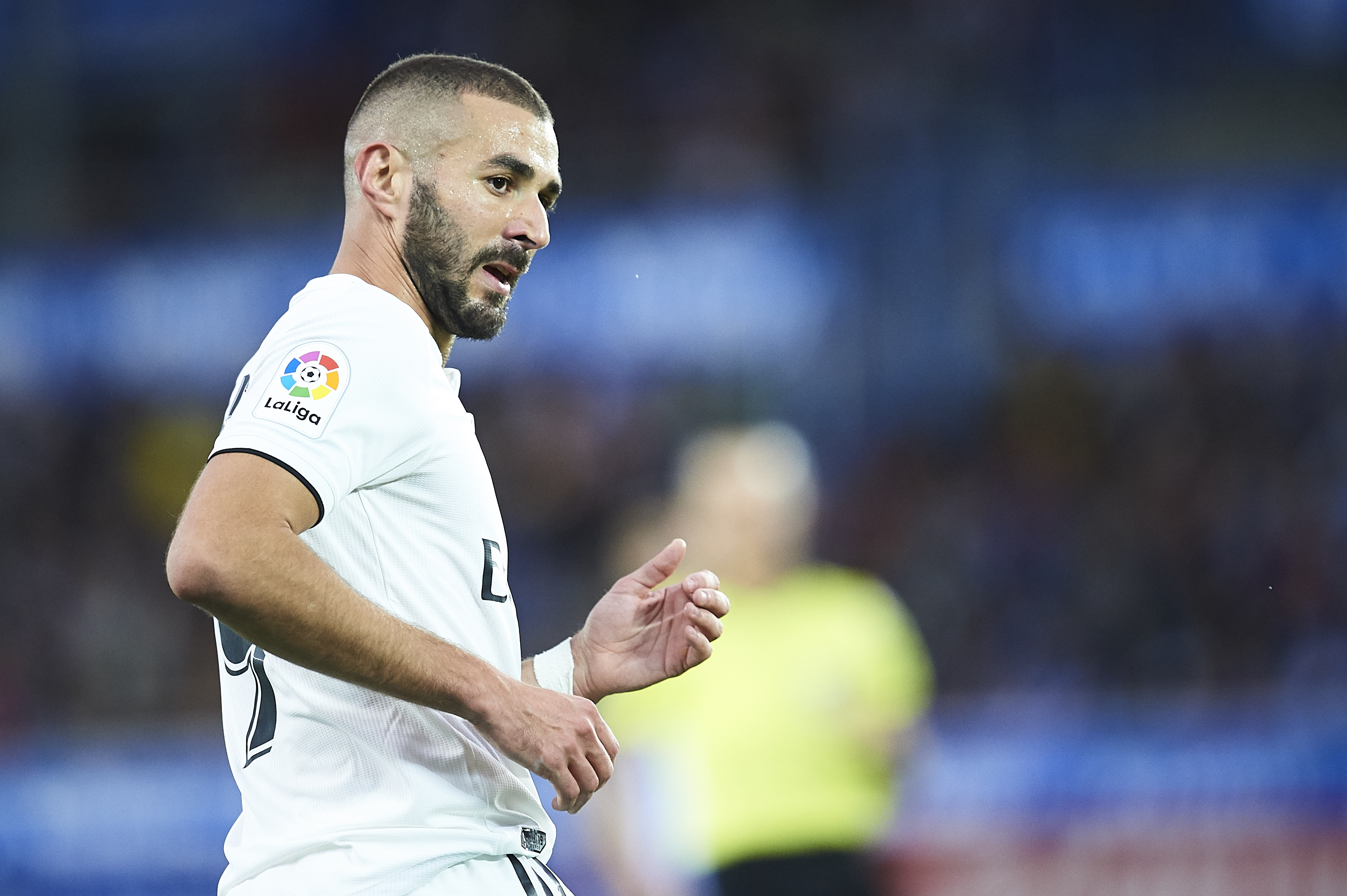 ベンゼマが解任とうわさのロペテギ監督を擁護 選手の責任も Goal Com ベンゼマが解任とうわさのロペテギ監督を擁護 選手の責任も Goal Com