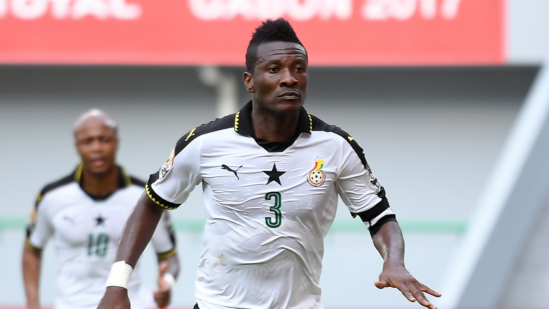 Asamoah Gyan signs for Ghanaian Premier League side Legon Cities | Goal.com