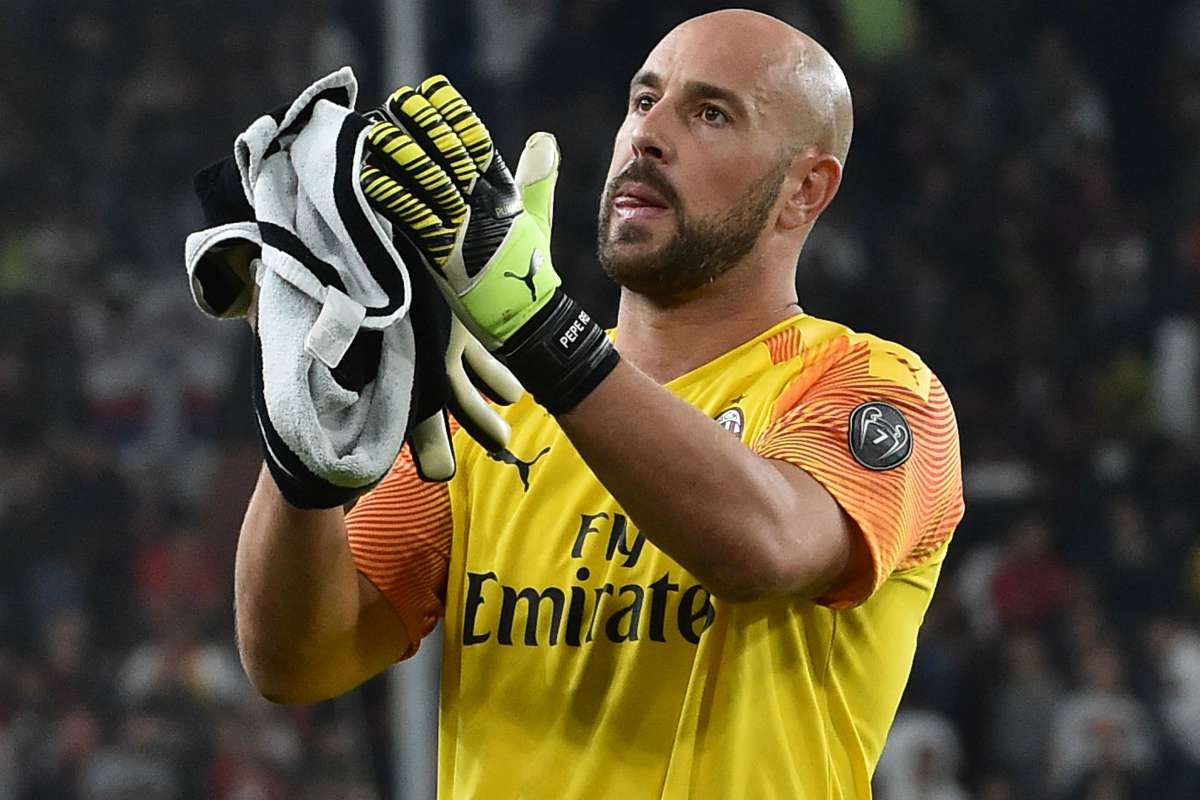 Aston Villa sign former Liverpool goalkeeper Reina on loan from AC ...