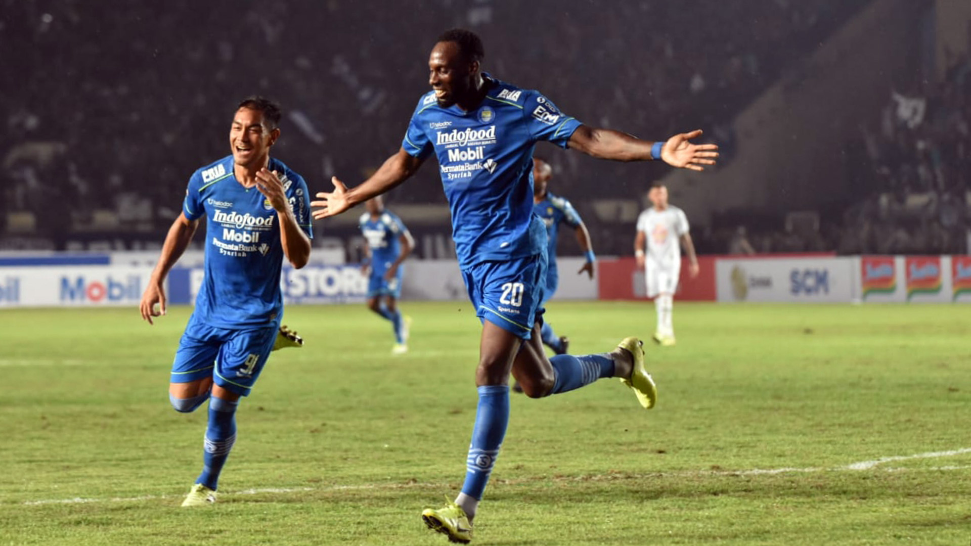 Geoffrey Castillion & Omid Nazari - Persib Bandung