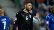 Salvatore Sirigu with Italy shirt