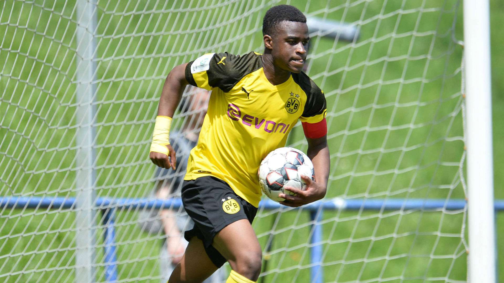 Bvb U19 Vs Barca U19 Die Uefa Youth League Heute Live Im Tv Und