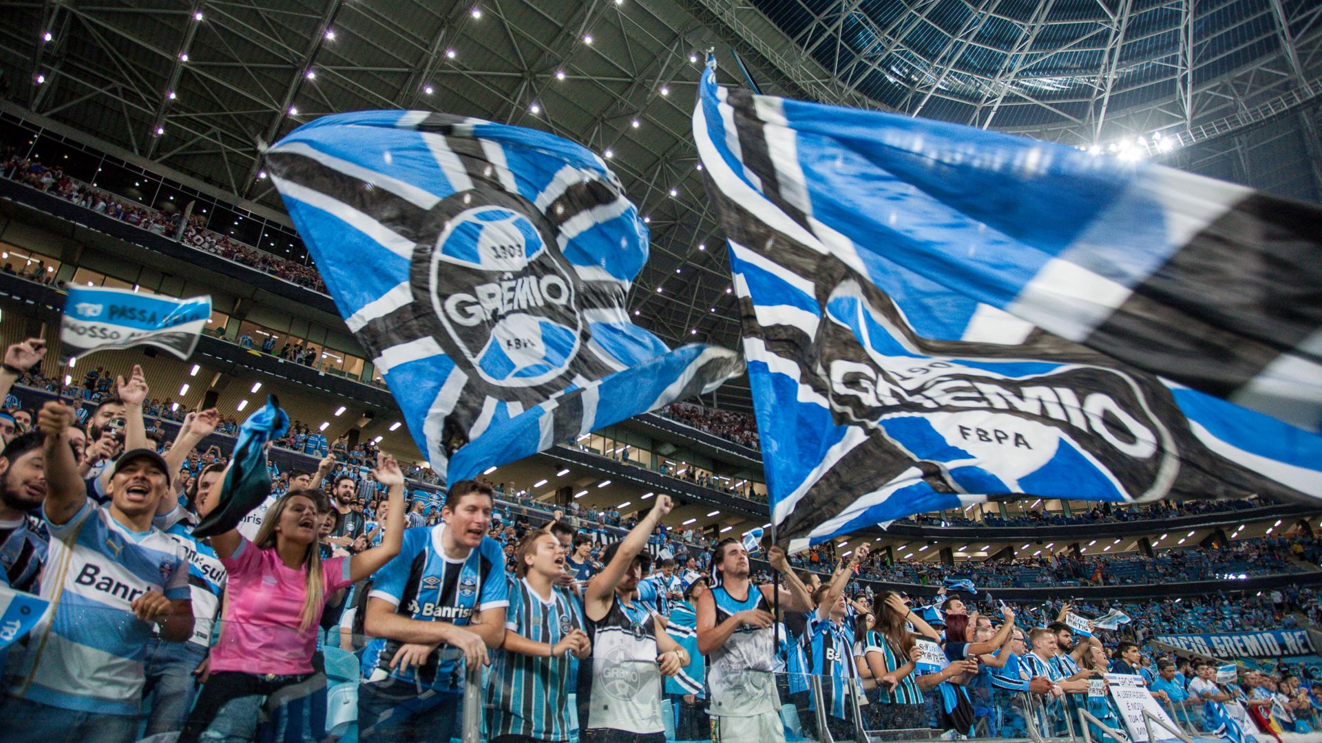 [COMENTE] Você concorda com a liberação de público nos estádios na Libertadores e Sul-Americana?