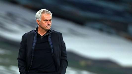 Mourinho attacks Premier League managers for touchline antics and insists he is ‘a great example of good behaviour’