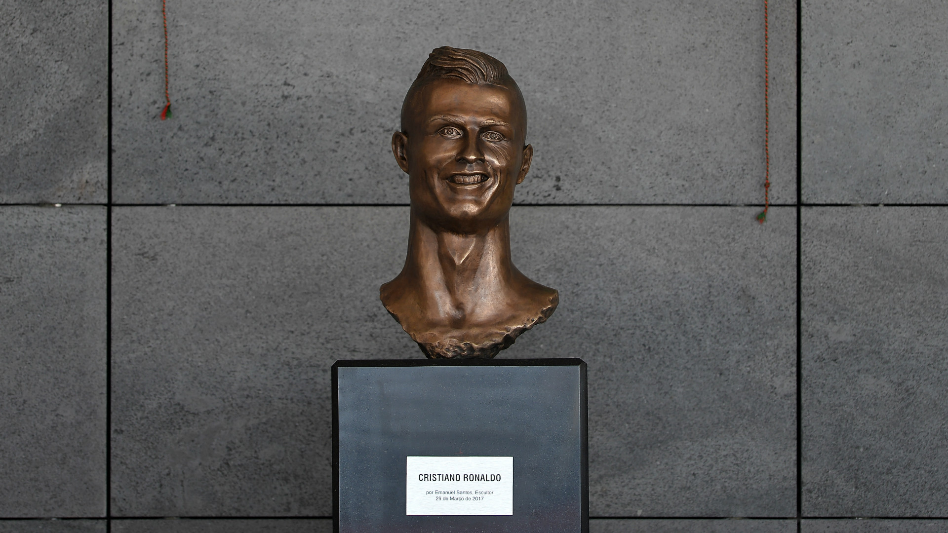 Cristiano Ronaldo Statue Who Sculpted It Where Is It All You