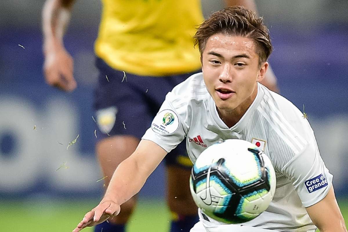 バルセロナ移籍合意の安部裕葵は15日に正式契約へ Bから始動 と現地報道 Goal Com バルセロナ移籍合意の安部裕葵は15日に正式契約へ Bから始動 と現地報道 Goal Com