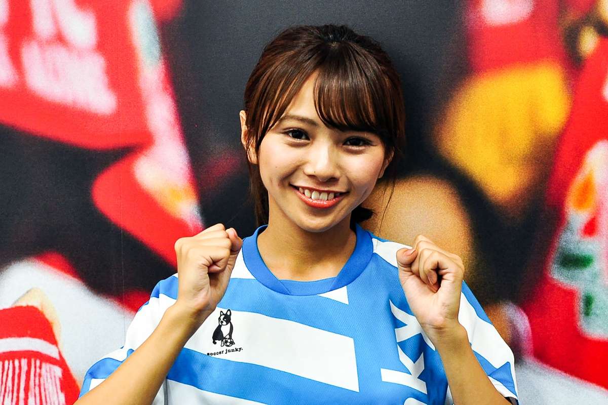 Nmb48磯佳奈江が考えるサッカーファンの増やし方 触れ合いと体験をもっと インタビューvol 3 Goal Com