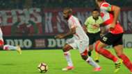 Boaz Solossa - Persipura Jayapura & Madura United Pekan Kesepuluh