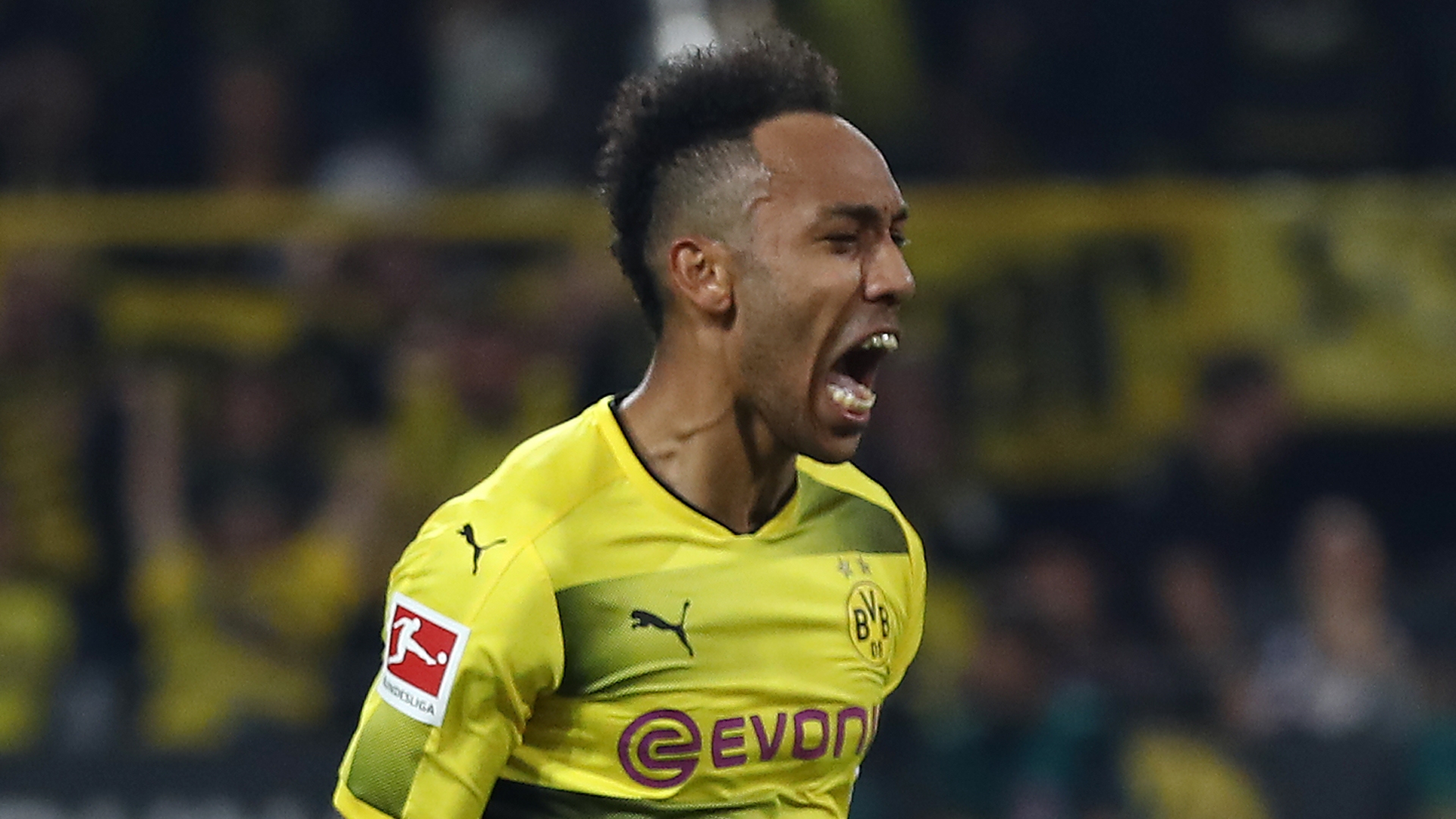 ドルトムント オーバメヤンの退団は阻止へ 冬の移籍市場に向けて2人のcb ジルーを狙う Goal Com