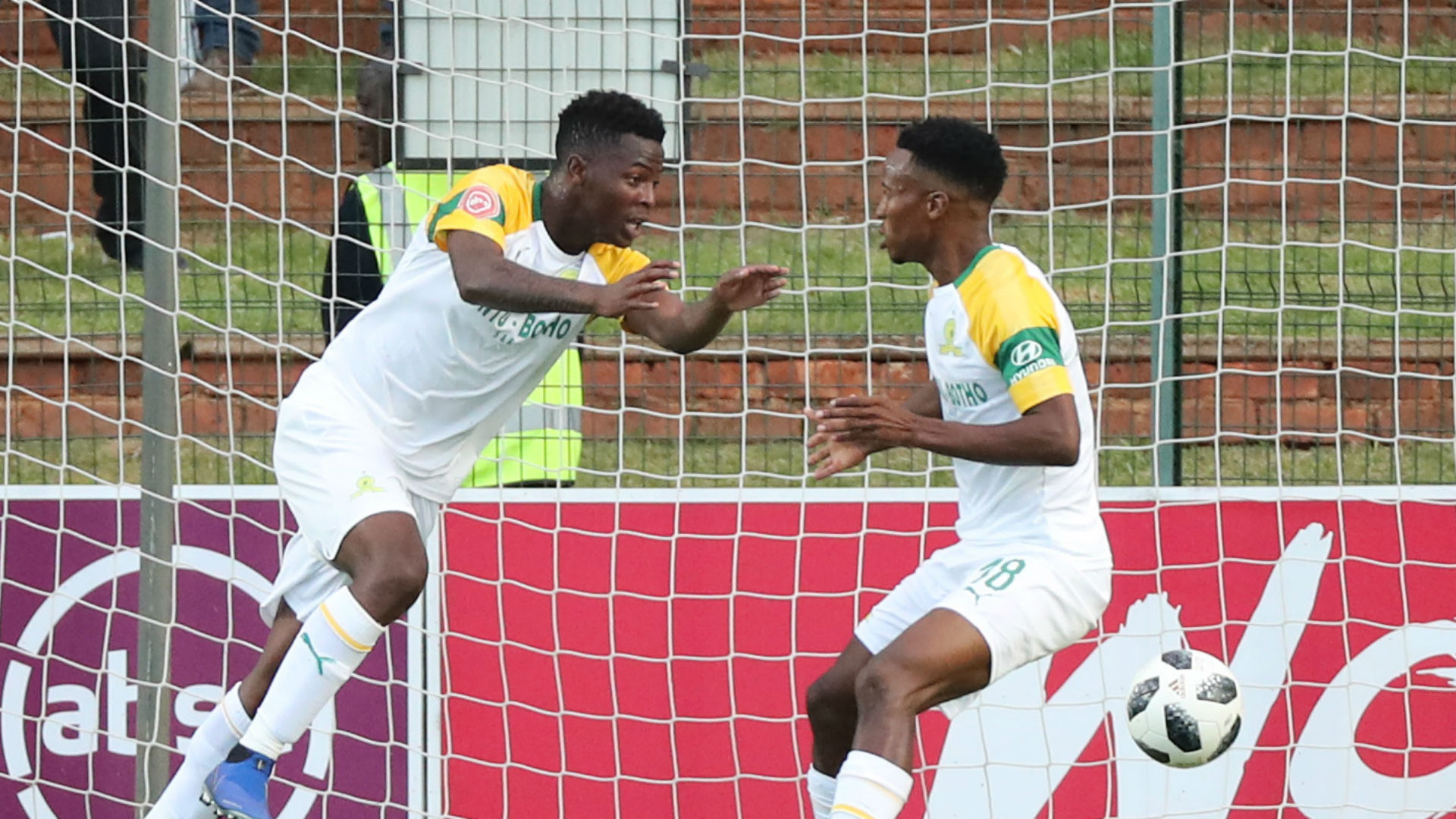 IN DEPTH: How 10-man Sundowns Held Bidvest Wits | Goal.com