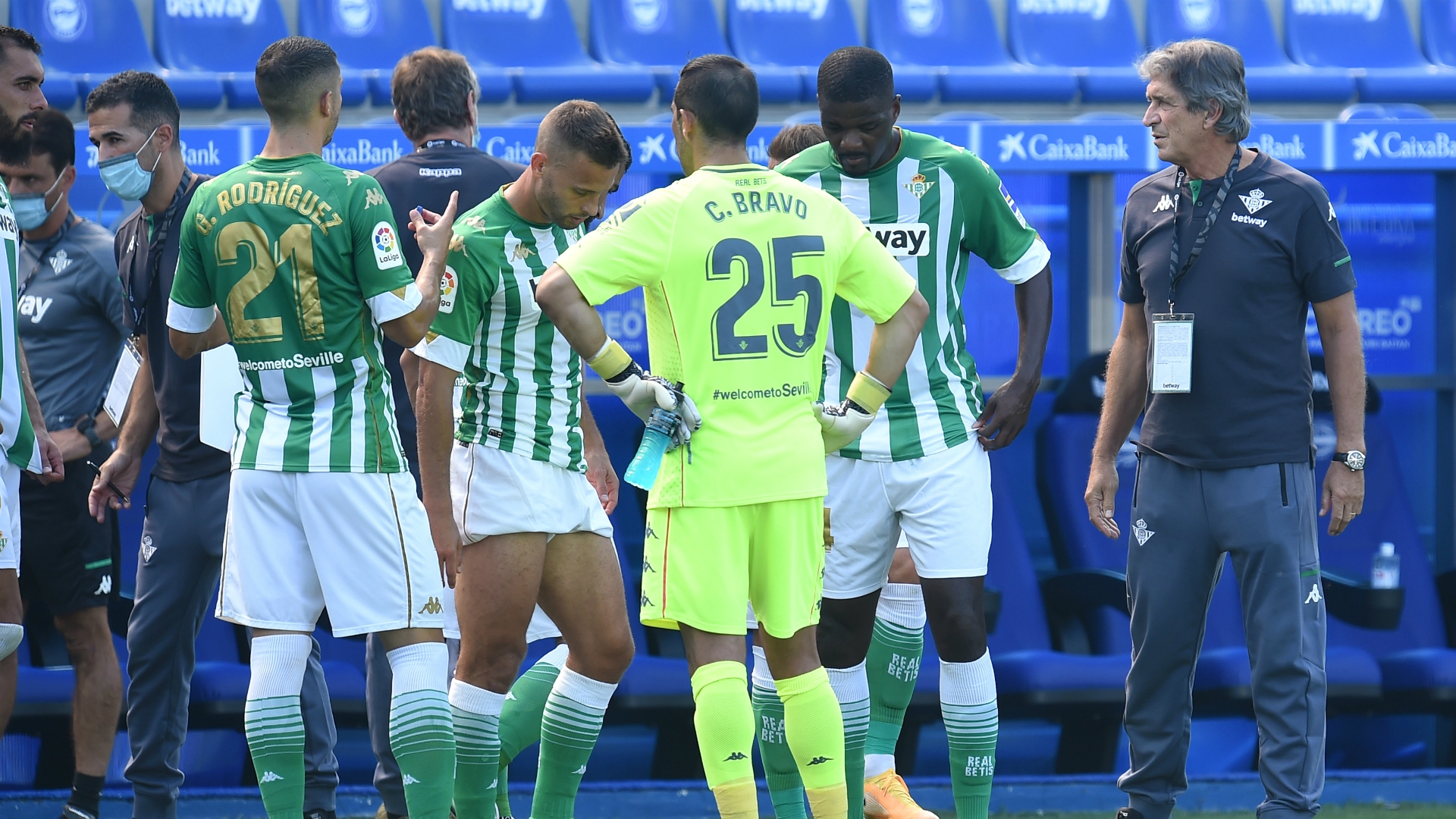 Claudio Bravo, el "protegido" de Pellegrini que desbanca a Robles | Goal.com