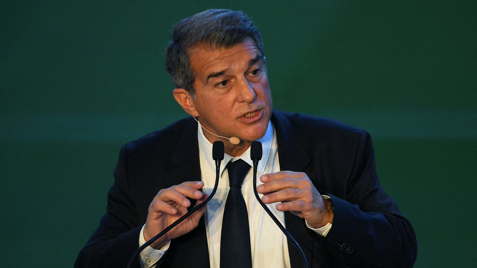 バルセロナ会長ラポルタ 過去に 欧州スーパーリーグはフットボールの本質を壊す と発言 しかし参加に署名 Goal Com バルセロナ会長ラポルタ 過去に 欧州スーパーリーグはフットボールの本質を壊す と発言 しかし参加に署名 Goal Com