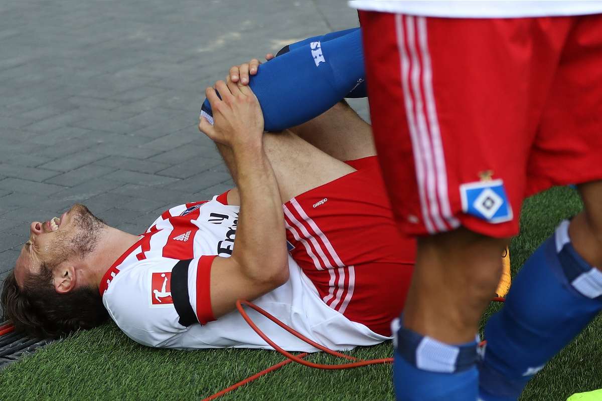 ゴールセレブレーションでじん帯断裂の酒井高徳同僚fw 順調な回復で早期復帰も Goal Com ゴールセレブレーションでじん帯断裂の酒井高徳同僚fw 順調な回復で早期復帰も Goal Com