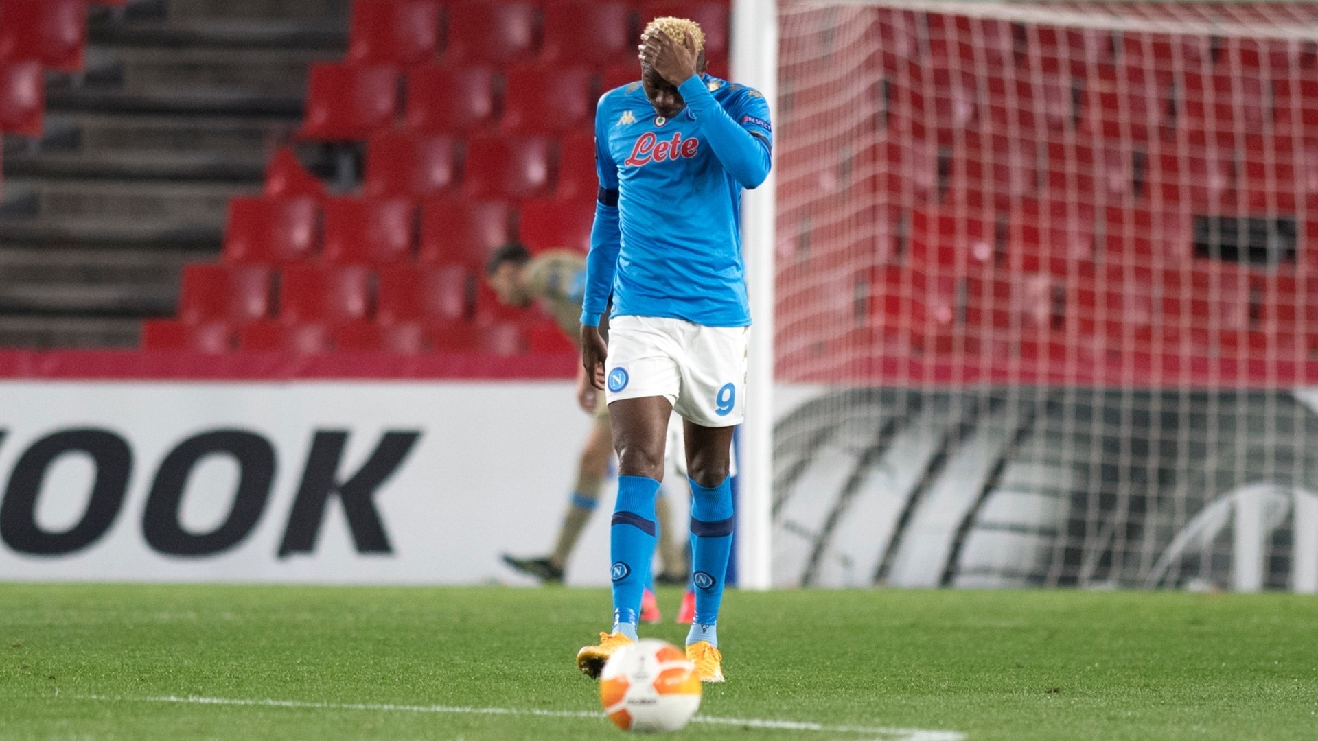 Napoli confirm Osimhen suffered head trauma against Atalanta | Sporting News Canada