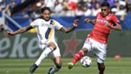 Jermaine Jones Cristian Colman LA Galaxy FC Dallas MLS 030417