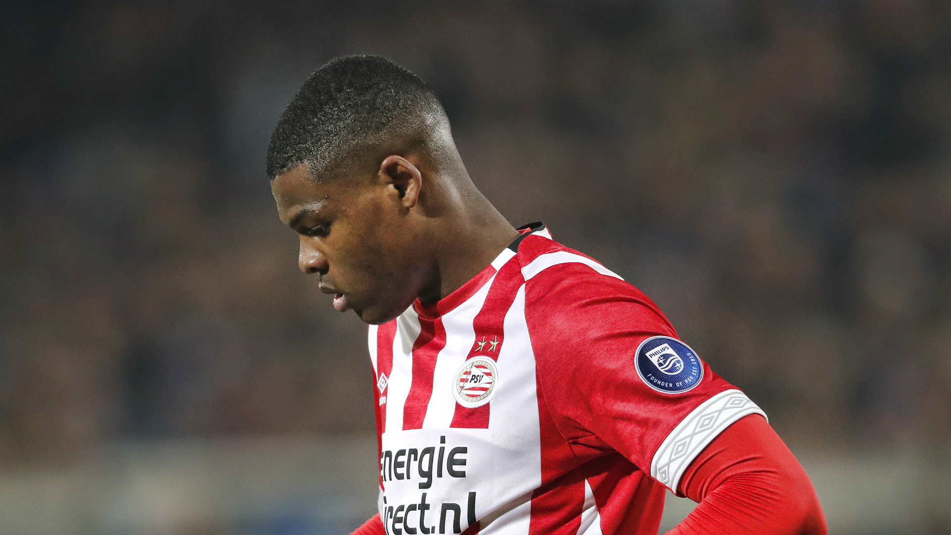 Manchester United Wil Psv Beroven Van Denzel Dumfries Goal Com