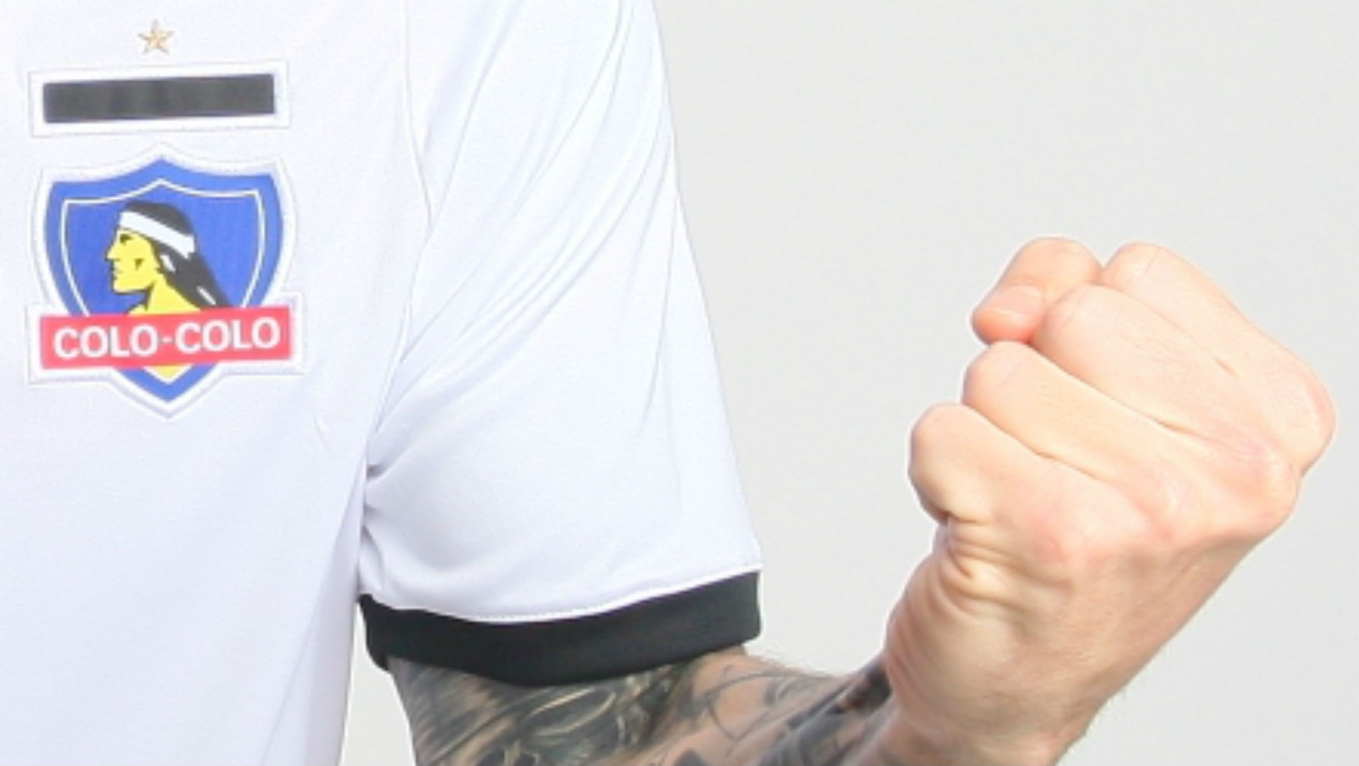 nueva polera de colo colo