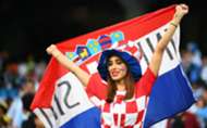 2018-07-15-croatia-fan