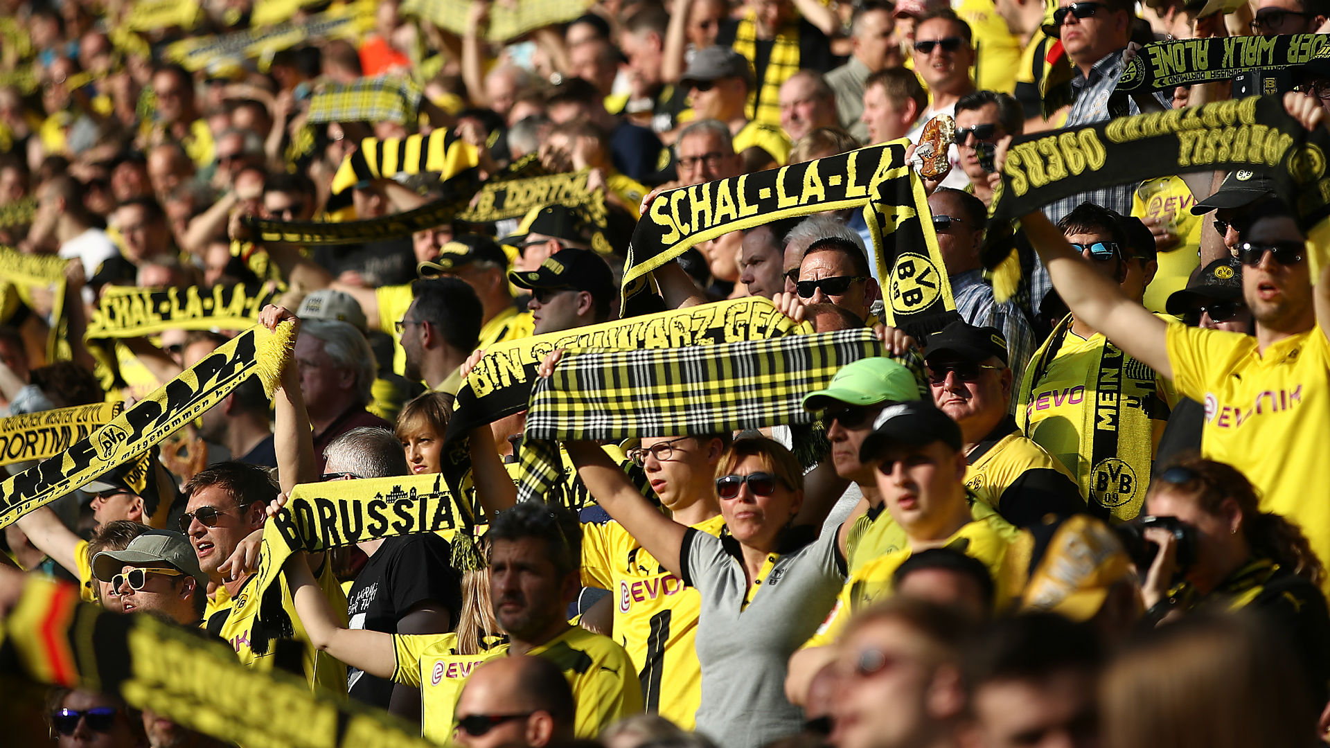 No Will No Passion No Courage Dortmund Fans Turn On Players With Critical Banners Goal Com