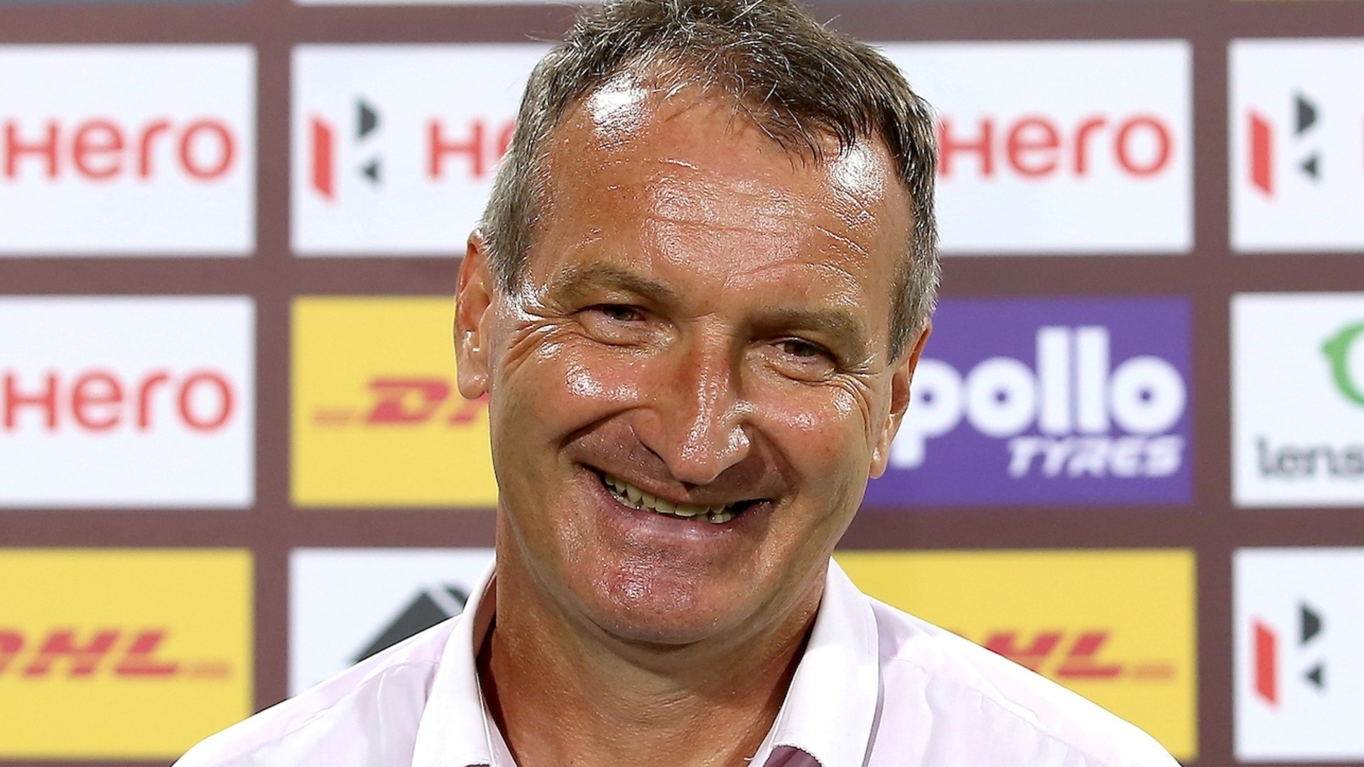 'Not thinking about my future' - Chennaiyin coach Csaba Laszlo focused on Bengaluru challenge - Vimarsana News