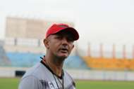 Gomes De Oliveira - Pelatih Madura United