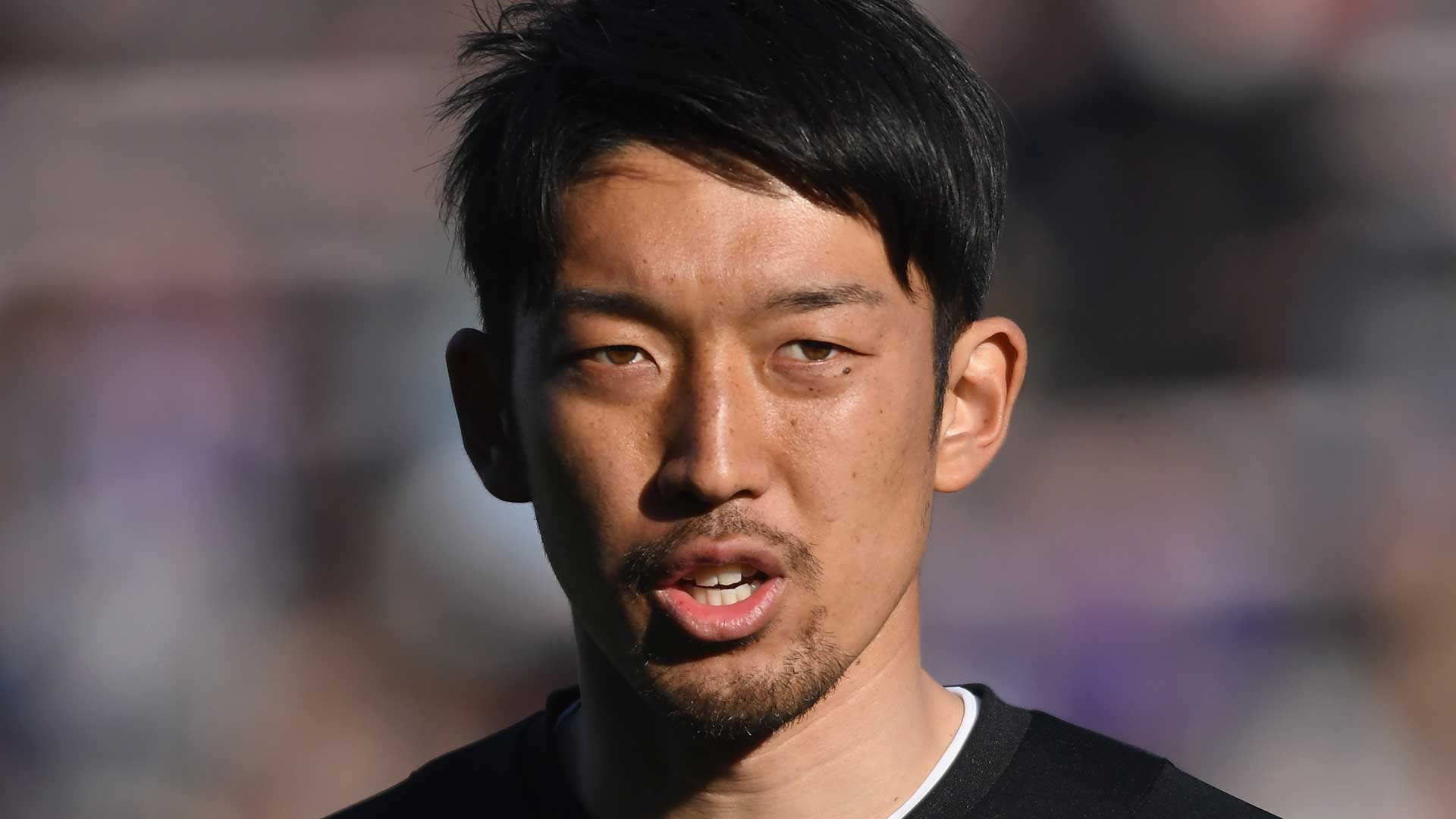 鳥栖移籍のgk権田修一 試合後に号泣 古巣 Fc東京サポーターに土下座で謝罪 Goal Com