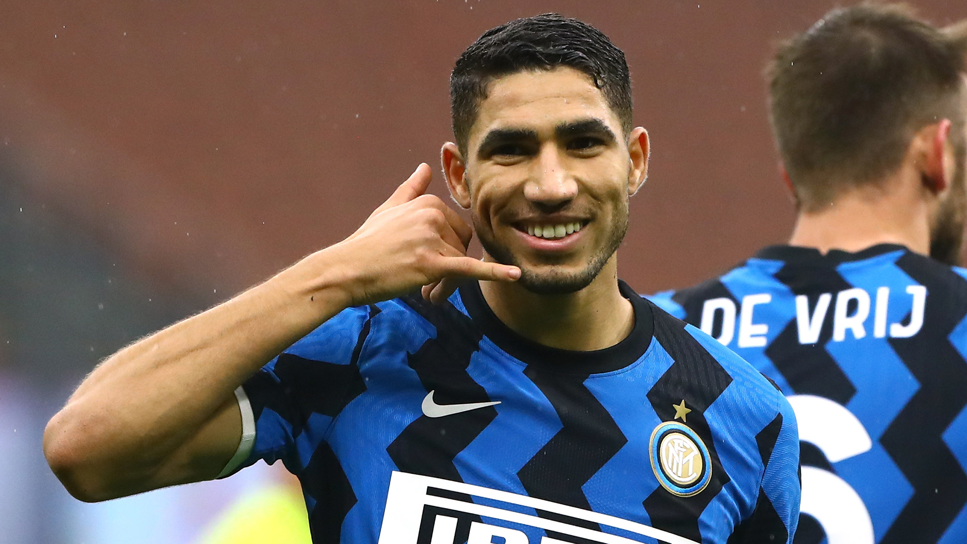 推定移籍金94億円 Psg インテルからアクラフ ハキミの獲得を発表 Goal Com