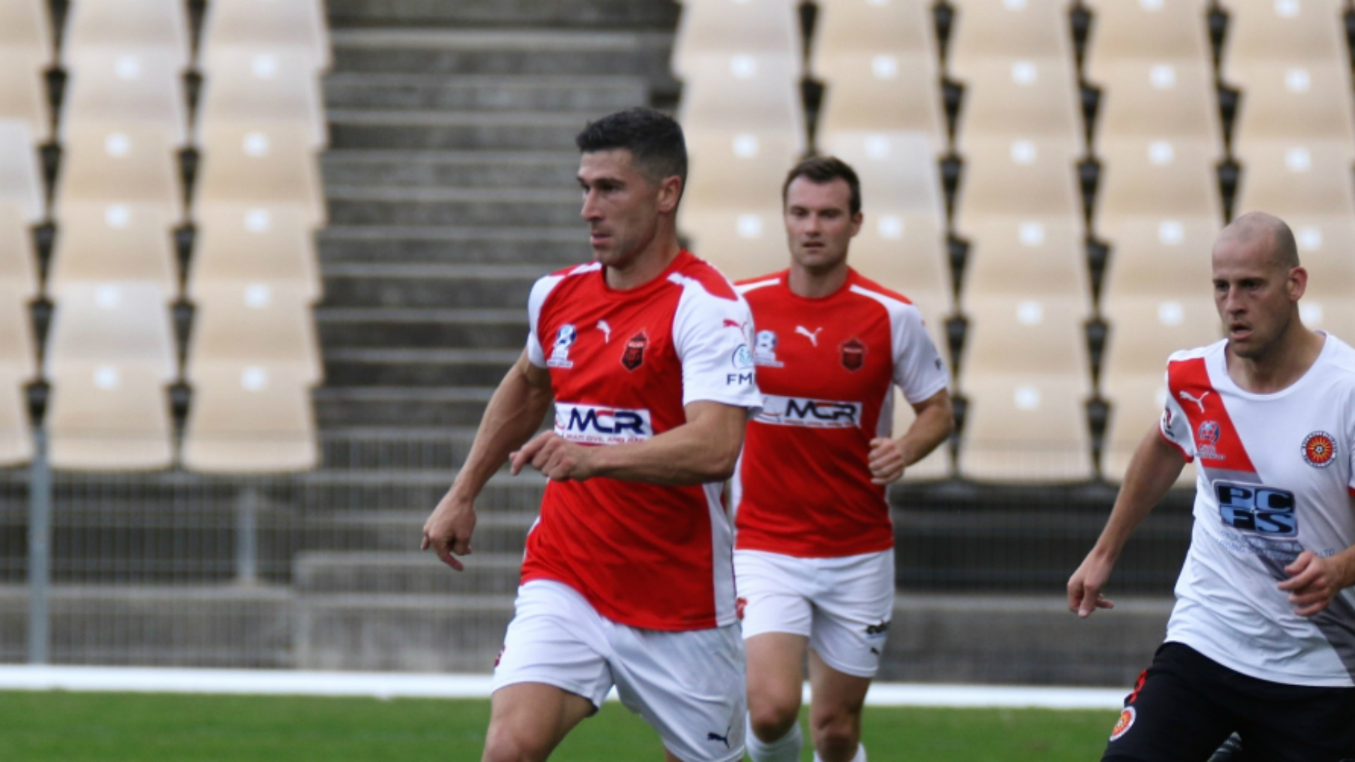 Nick Montgomery Backs Wollongong Wolves For A League Goal Com Nick Montgomery Backs Wollongong Wolves For A League Goal Com