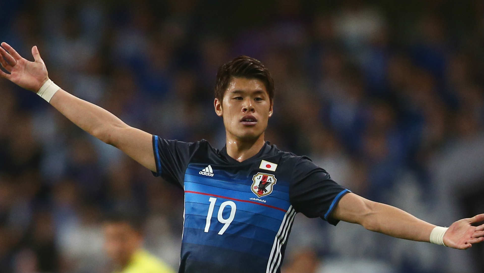 酒井宏樹 右サイドでコンビを組む久保と本田の違いに言及 それぞれの強みは Goal Com 酒井宏樹 右サイドでコンビを組む久保と本田の違いに言及 それぞれの強みは Goal Com