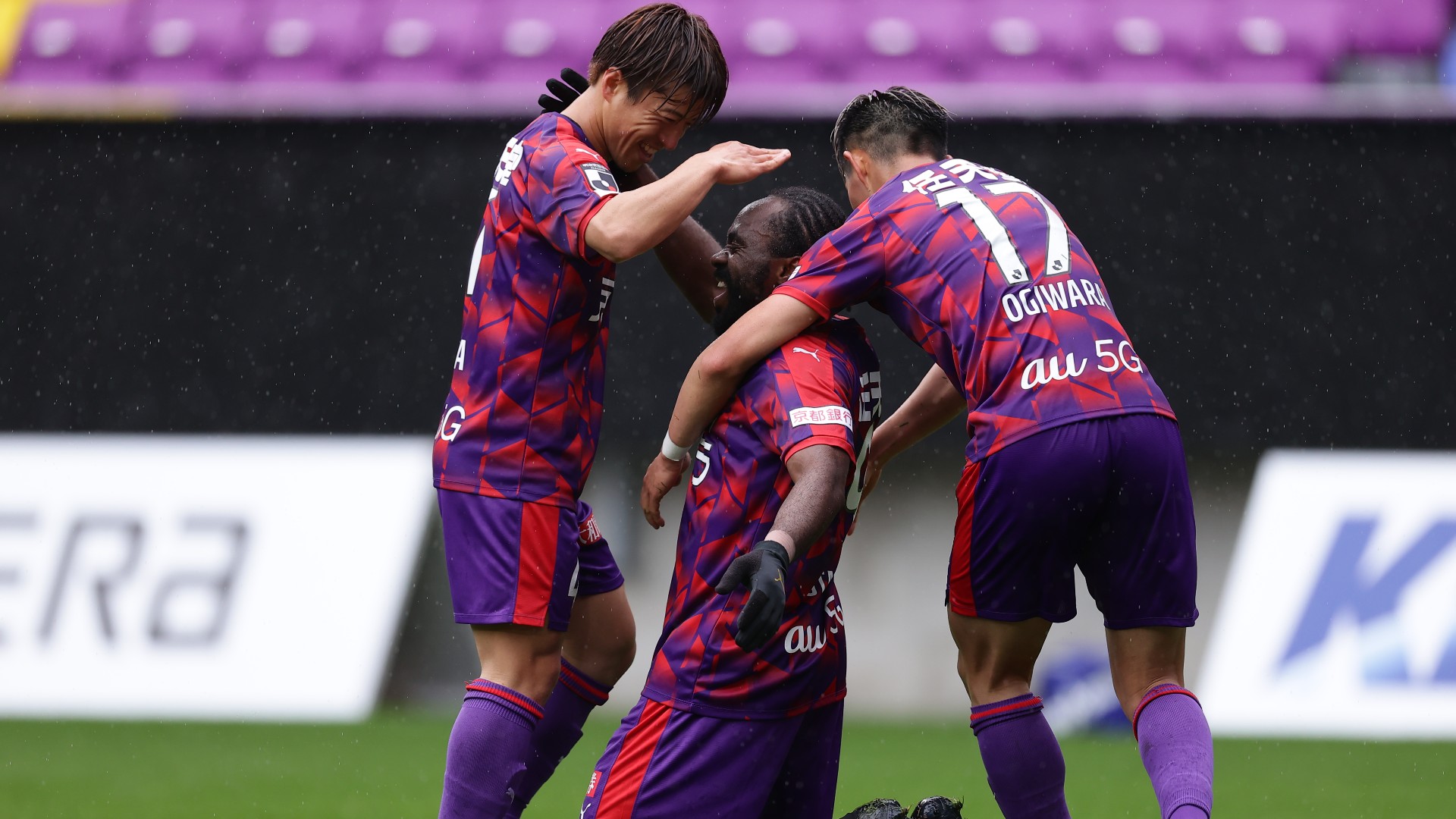 Peter Utaka: 37-year-old striker bags hat-trick in Kyoto Sanga's decimation of Giravanz Kitakyushu - Vimarsana News