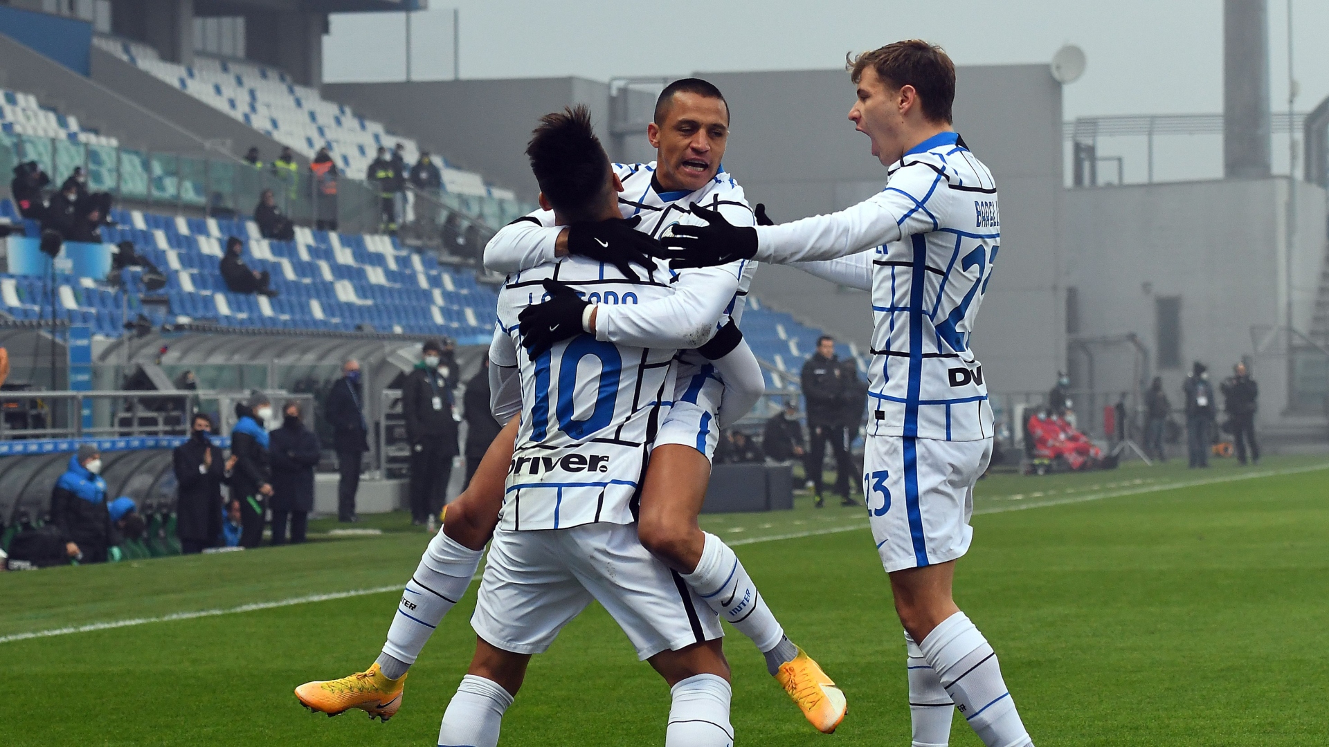Inter de Milán acaba con el invicto de Sassuolo y sube al segundo lugar de la clasificación
