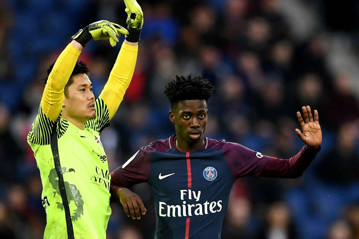 川島永嗣 Psgに5失点も奮闘 後半好セーブを連発できた理由とは Goal Com 川島永嗣 Psgに5失点も奮闘 後半好セーブを連発できた理由とは Goal Com