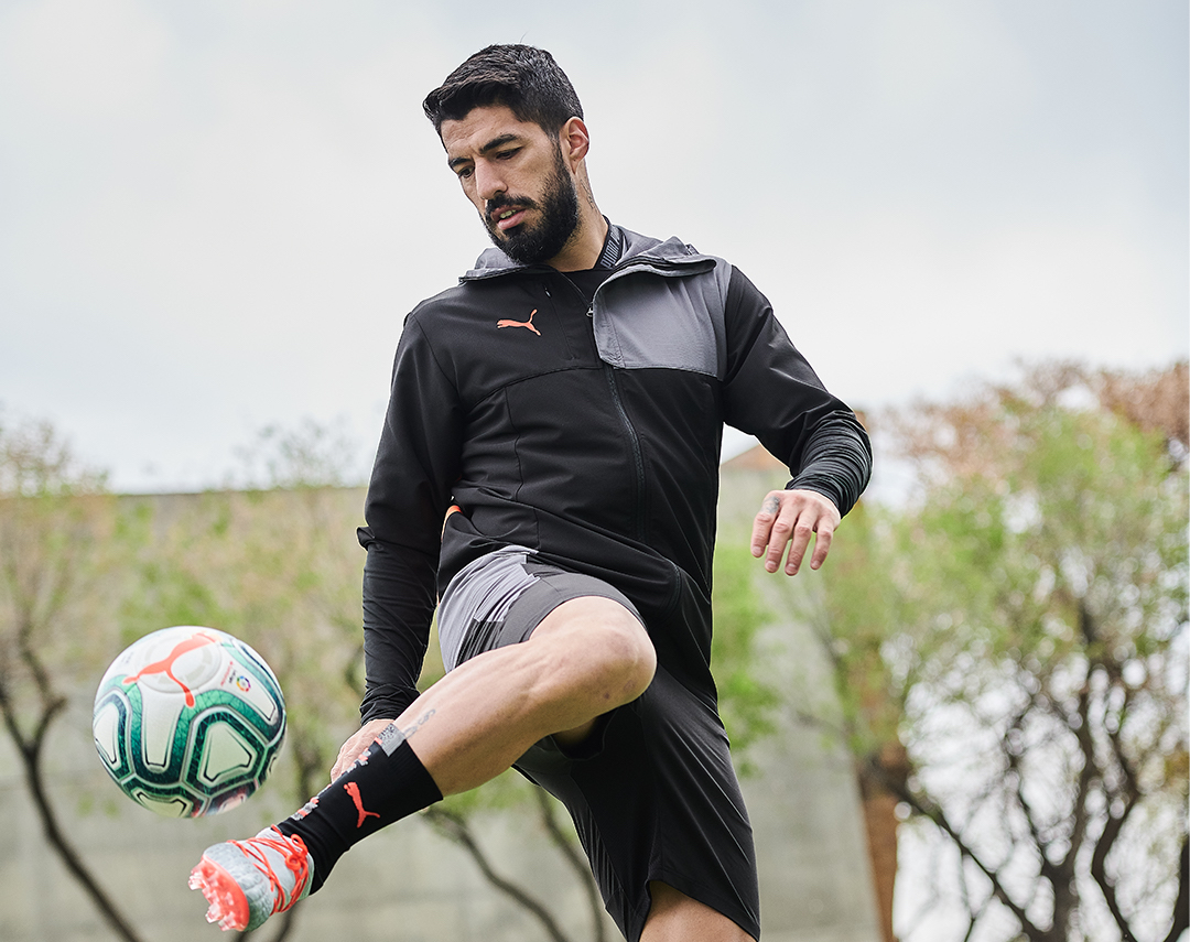escena puede comida LaLiga cambia a Puma y presenta el nuevo balón para la temporada ... escena puede comida LaLiga cambia a Puma y presenta el nuevo balón para la temporada ...