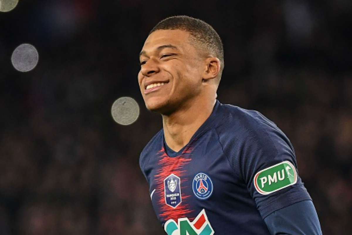 Berita Transfer - Kylian Mbappe Pertimbangkan Hengkang Dari Paris Saint-Germain | Goal.com