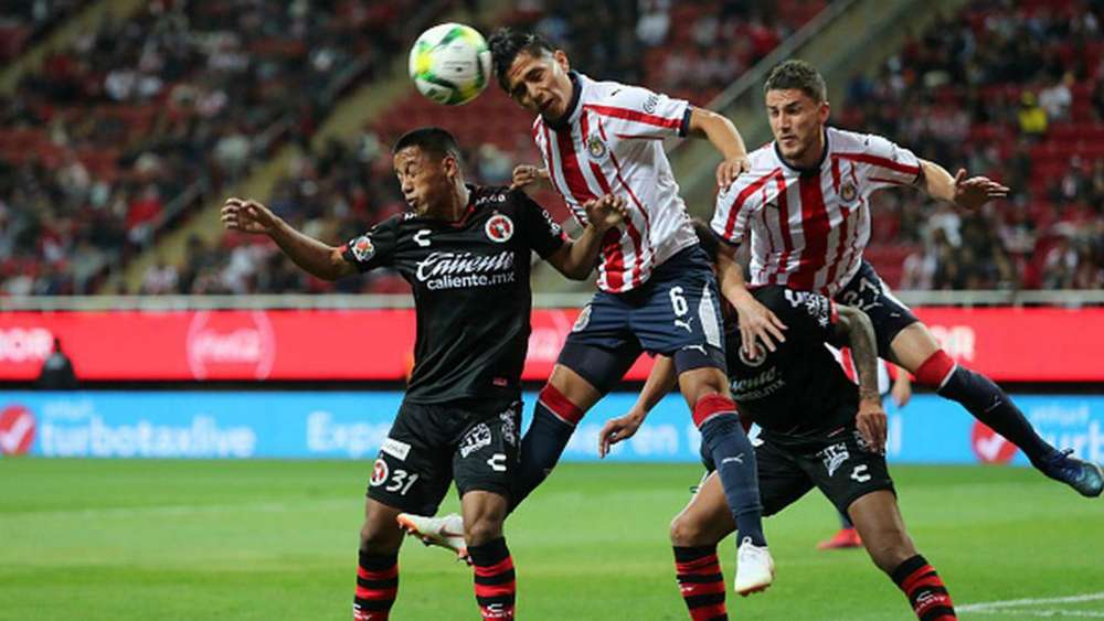 Chivas Vs Manchester United Alineaciones ¿A qu茅 hora juegan Chivas vs Xolos? D铆a, alineaciones, lesionados y