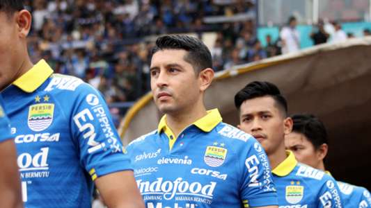 Pemain Persib Bandung Esteban  Vizcarra  Merasa Pemangkasan 