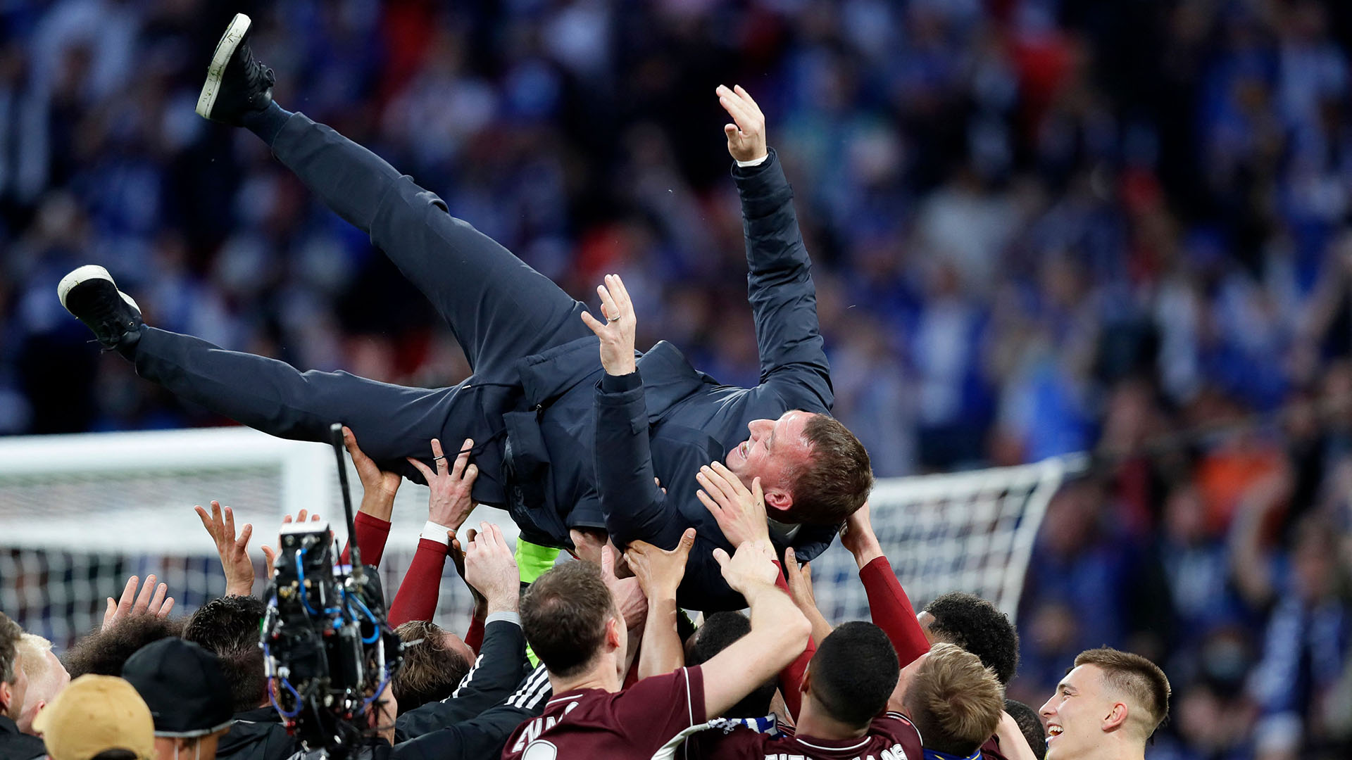 レスター指揮官ロジャーズ Faカップ制覇に歓喜 相手はclファイナリスト 格別なもの Goal Com レスター指揮官ロジャーズ Faカップ制覇に歓喜 相手はclファイナリスト 格別なもの Goal Com