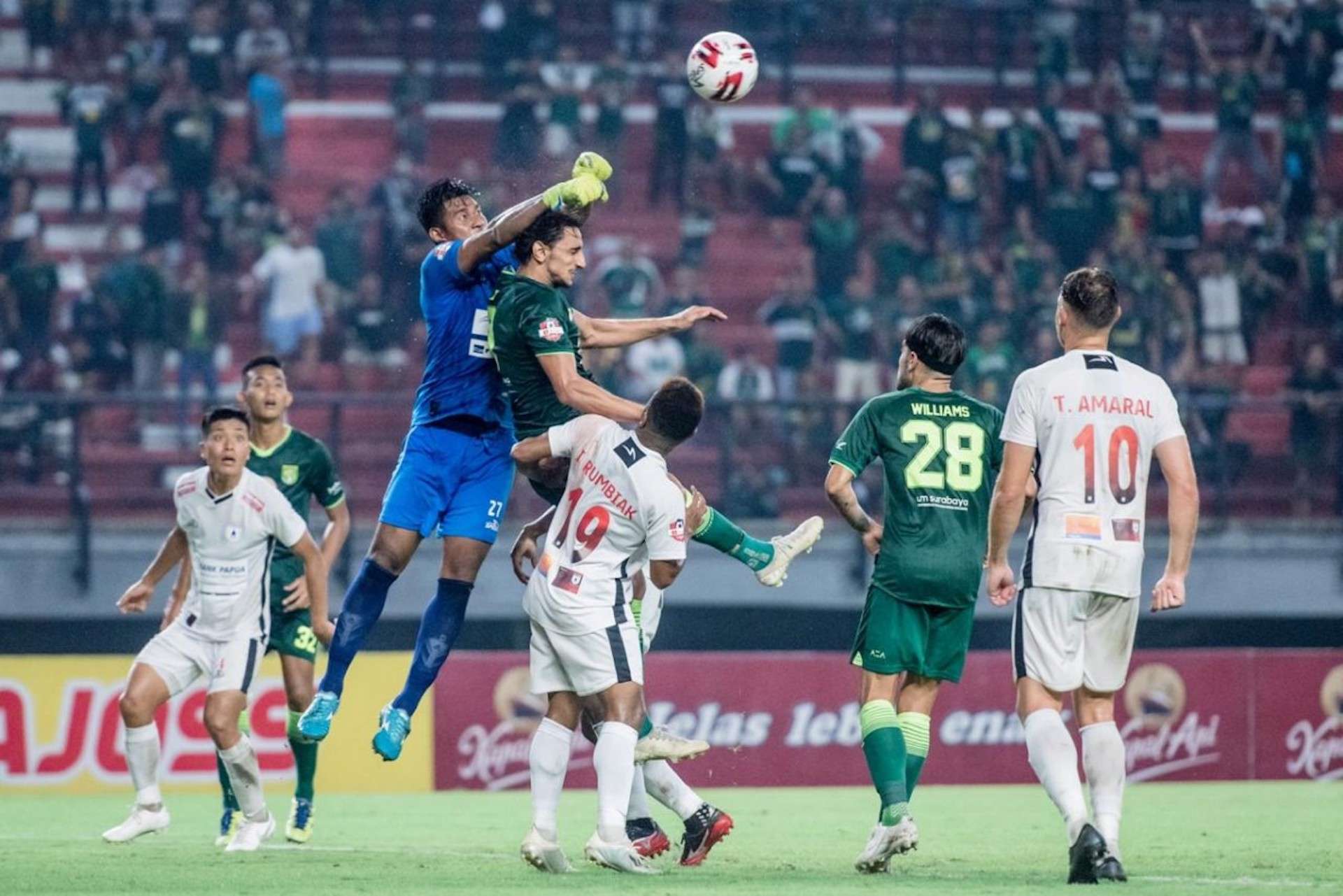 Persebaya - Persipura