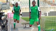 Francis Kahata of Gor Mahia and Jacques Tuyisenge v Hussein Dey.