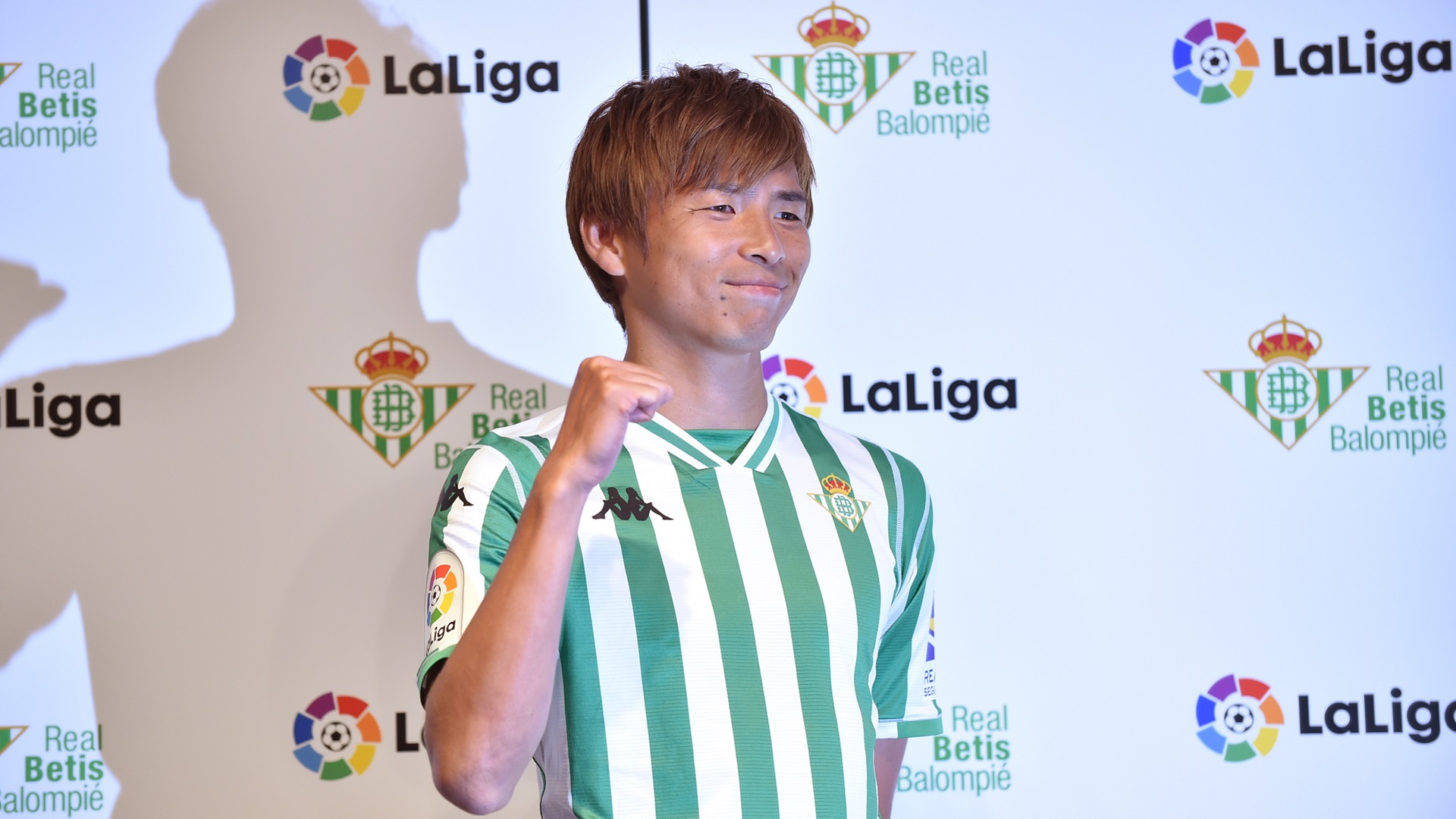 国外の市場に目を向けるベティス 乾貴士は重要な存在 日本の利点はサッカーの成長への興味 Goal Com 国外の市場に目を向けるベティス 乾貴士は重要な存在 日本の利点はサッカーの成長への興味 Goal Com