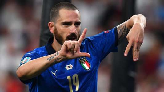 ‘Ăn nhiều mì ống hơn’ – Bonucci tham quan nước Anh sau khi Italia giành chiến thắng trên chấm phạt đền trong trận chung kết Euro 2020