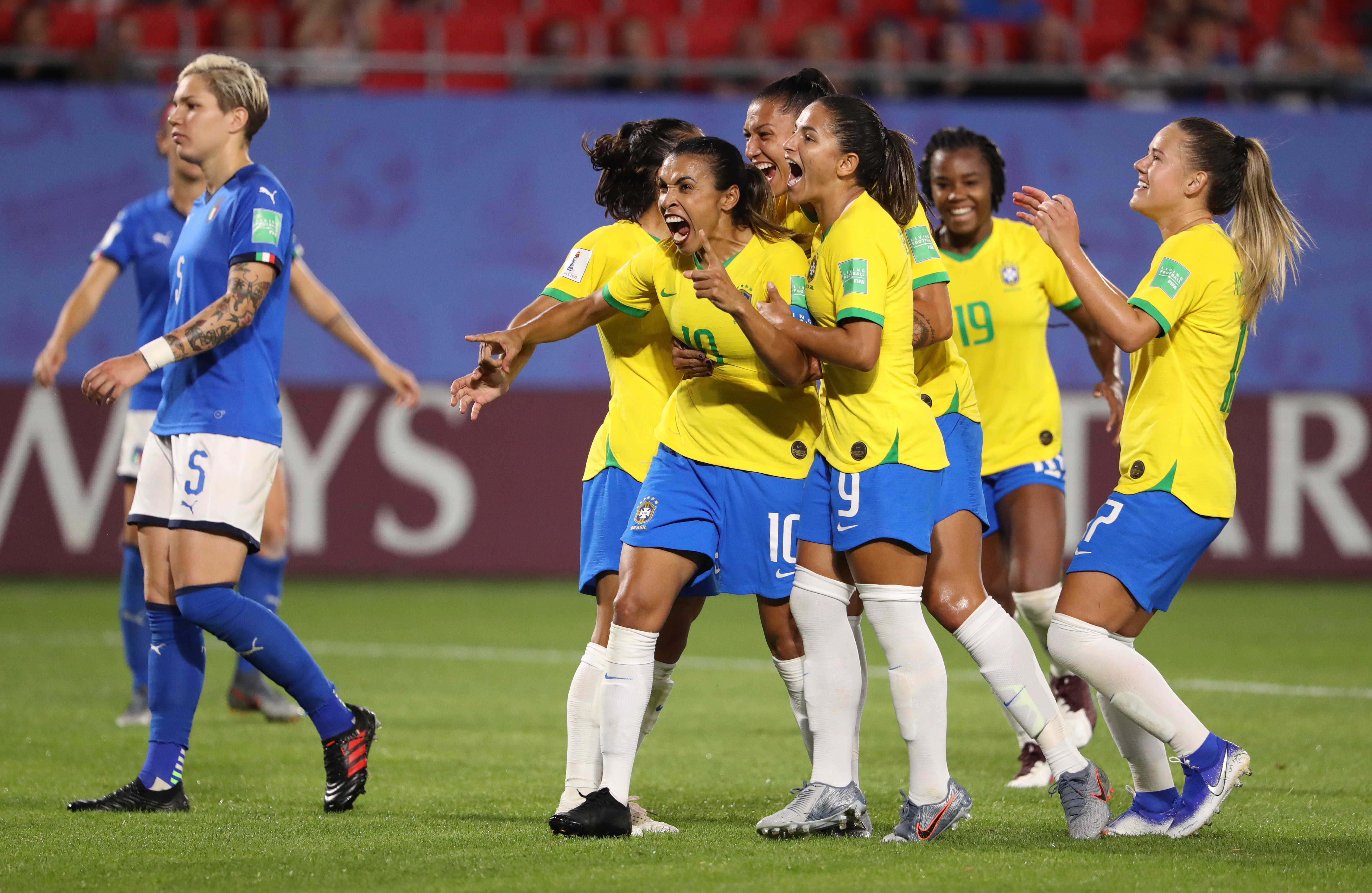 マルタがw杯通算17得点目 C組はイタリア オーストラリア ブラジル3カ国が勝ち抜け 19女子w杯 Goal Com